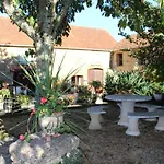 La Vieille Ferme: Superbe Complexe De 3 En Pierre Avec Piscine Au Coeur Du Perigord Noir