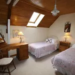 La Vieille Ferme: Superbe Complexe De 3 En Pierre Avec Piscine Au Coeur Du Perigord Noir Prázdninový dům *
