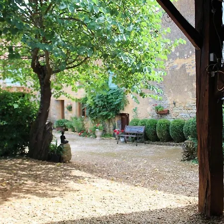 Holiday home La Vieille Ferme: Superbe Complexe De 3 En Pierre Avec Piscine Au Coeur Du Perigord Noir *