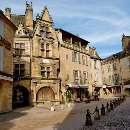 La Vieille Ferme: Superbe Complexe De 3 En Pierre Avec Piscine Au Coeur Du Perigord Noir Holiday home *