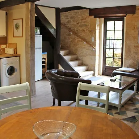 La Vieille Ferme: Superbe Complexe De 3 En Pierre Avec Piscine Au Coeur Du Perigord Noir Saint-Genies