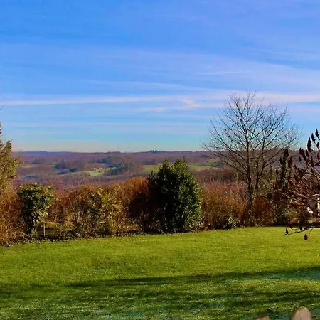 La Vieille Ferme: Superbe Complexe De 3 En Pierre Avec Piscine Au Coeur Du Perigord Noir Saint-Genies