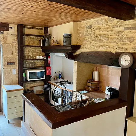 펜션 La Vieille Ferme: Superbe Complexe De 3 En Pierre Avec Piscine Au Coeur Du Perigord Noir *