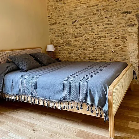 La Vieille Ferme: Superbe Complexe De 3 En Pierre Avec Piscine Au Coeur Du Perigord Noir *