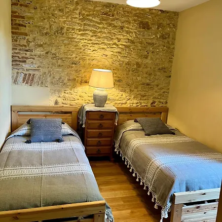 La Vieille Ferme: Superbe Complexe De 3 En Pierre Avec Piscine Au Coeur Du Perigord Noir Saint-Genies