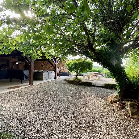 펜션 La Vieille Ferme: Superbe Complexe De 3 En Pierre Avec Piscine Au Coeur Du Perigord Noir