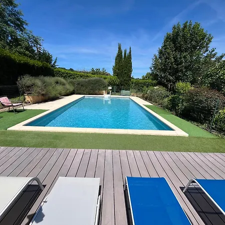 La Vieille Ferme: Superbe Complexe De 3 En Pierre Avec Piscine Au Coeur Du Perigord Noir 펜션 *