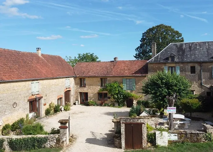 بيت للعطل La Vieille Ferme: Superbe Complexe De 3 En Pierre Avec Piscine Au Coeur Du Perigord Noir Saint-Genies