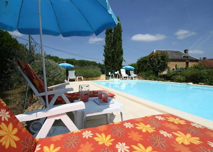 La Vieille Ferme: Superbe Complexe De 3 En Pierre Avec Piscine Au Coeur Du Perigord Noir Saint-Genies